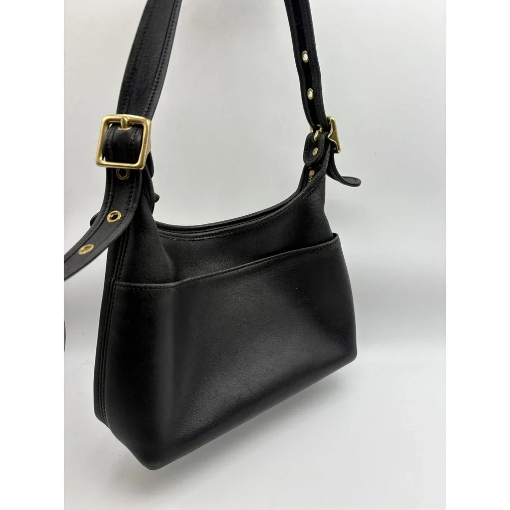Vintage Coach Black Leather Legacy Pocket Zip Small Shoulder Bag Hobo 9136